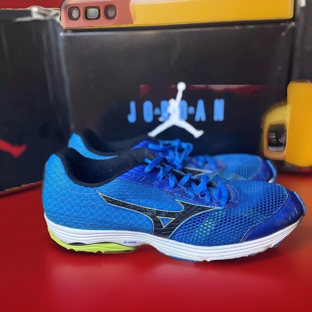 Mizuno Wave Sayonara 3 Running Training Performance Shoes Blue Yellow Womens 12